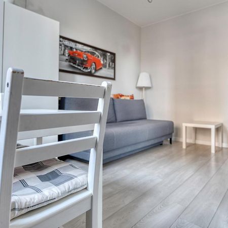 Airport Residence Green Varsavia Esterno foto