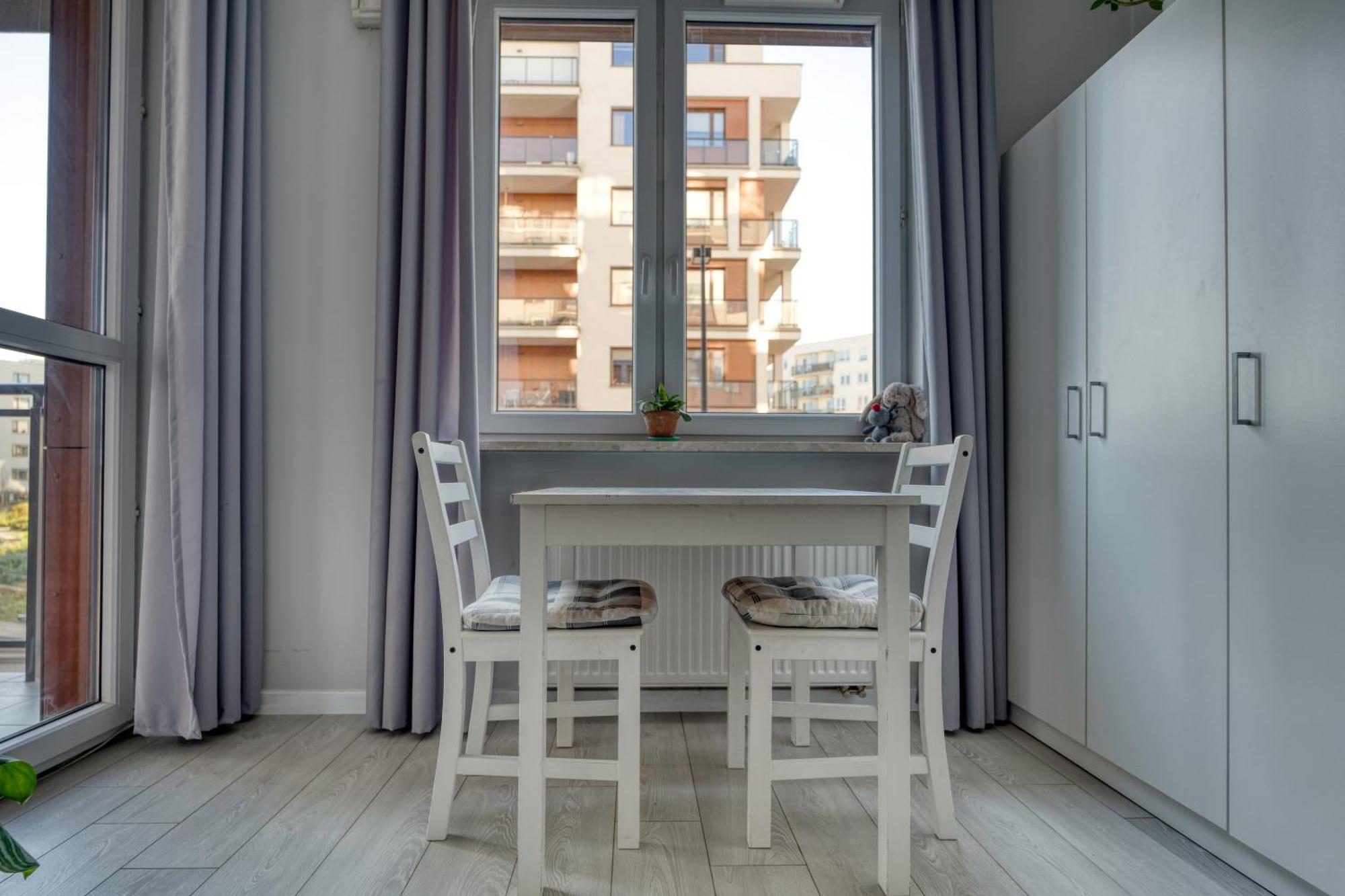 Airport Residence Green Varsavia Esterno foto
